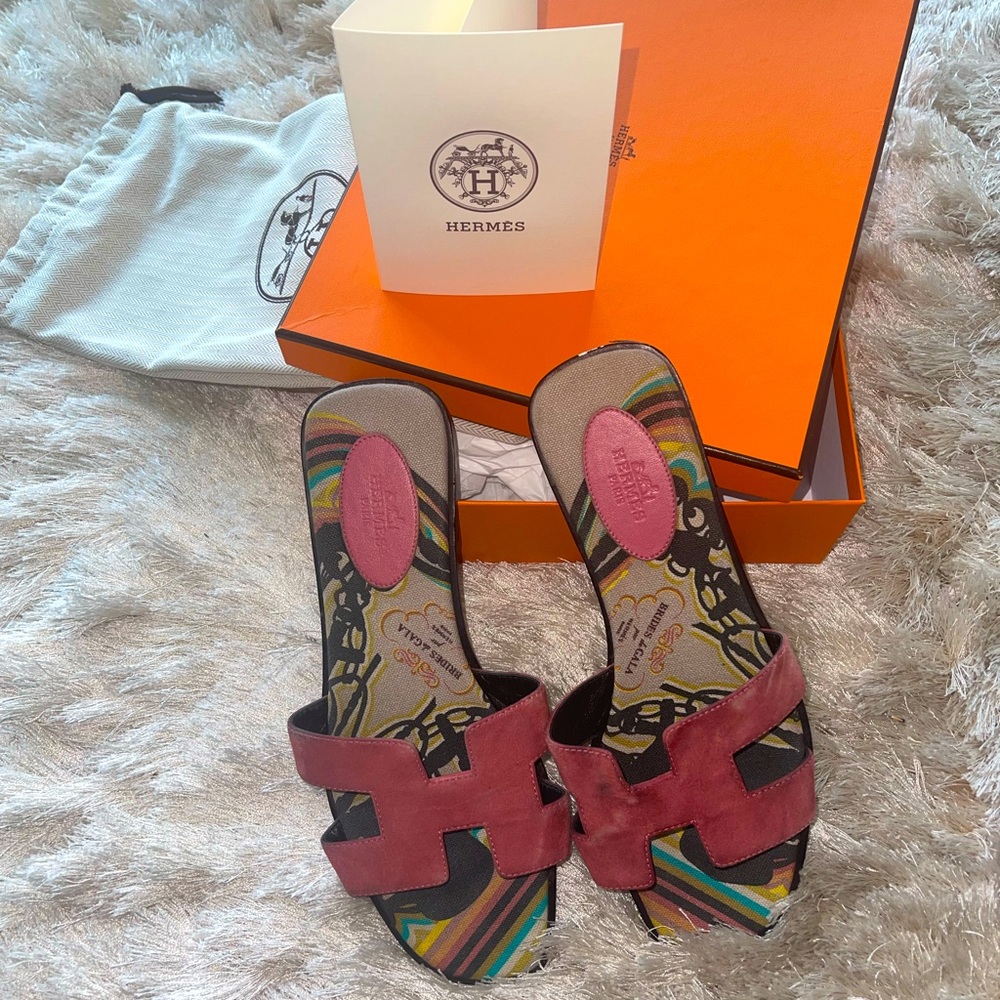 Oran Hermes Paris Sandal! Size 39/9. Color:Pink.
